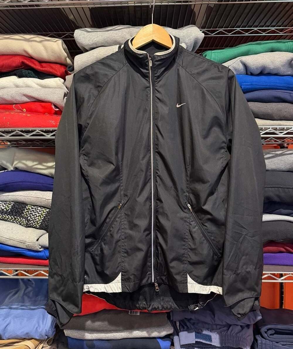 Y2K Nike Fit Full Zip Black Windbreaker Jacket with Rear Pocket Womens Large
